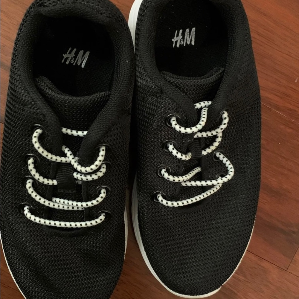 kids lil boys sneaker